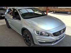 BUY VOLVO V60 C COUNTRY LUX NAV D4  2015 D4 CROSS COUNTRY LUX NAV AWD, Newark Motor Auctions